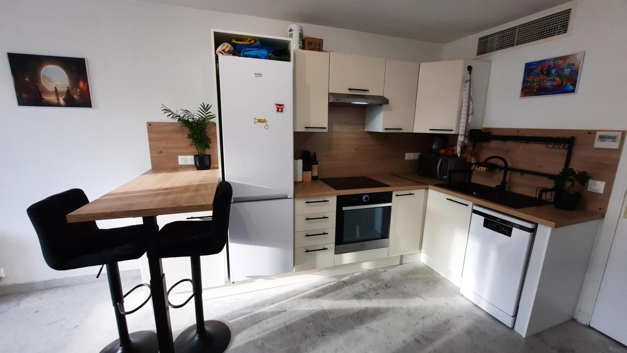Sunny Mercury - Room In Apartment คานส์ ภายนอก รูปภาพ